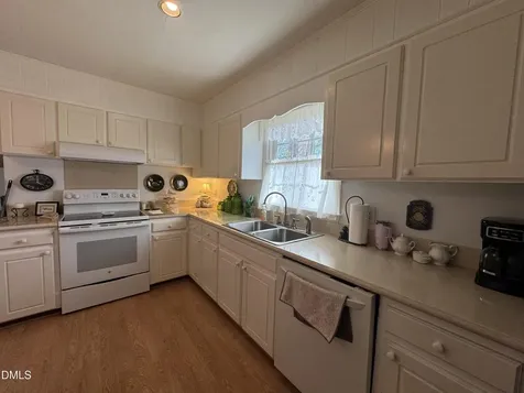 807 Palmetto Drive Cary NC 27511