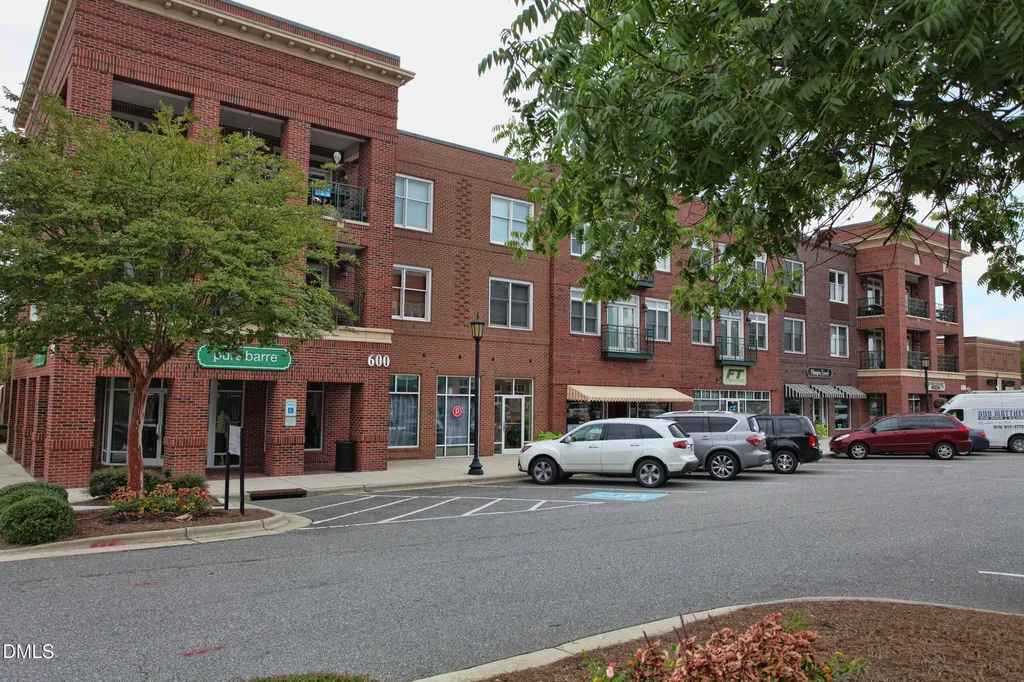 331 W Barbee Chapel Road Chapel Hill NC 27517