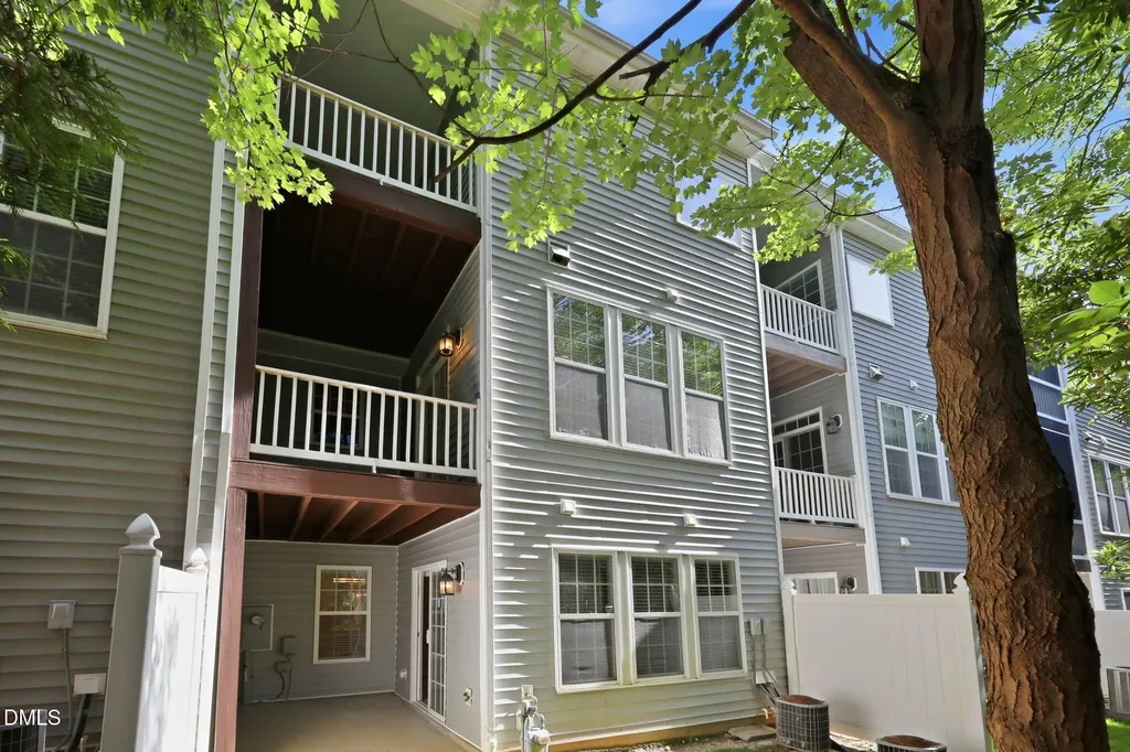 3106 Hudson Hill Lane Raleigh NC 27612