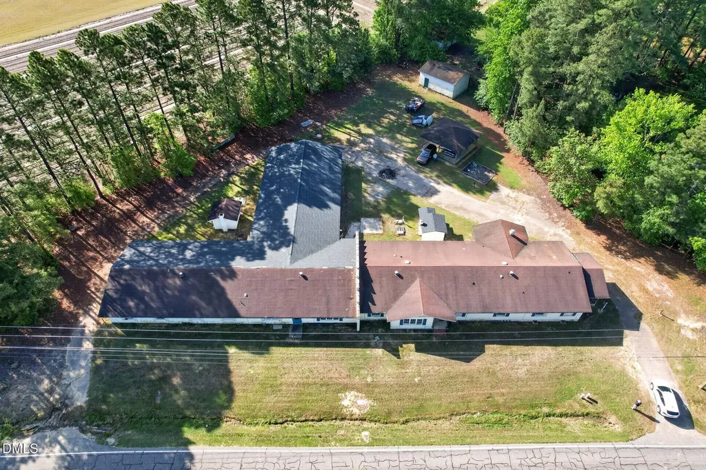 6828 Old Stage Road N Angier NC 27501