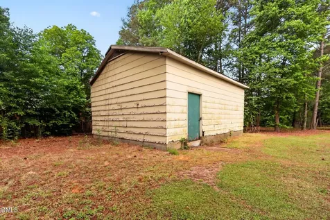 6828 Old Stage Road N Angier NC 27501