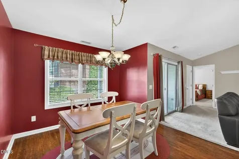 4222 Wellington Ridge Loop Cary NC 27518
