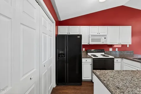 4222 Wellington Ridge Loop Cary NC 27518