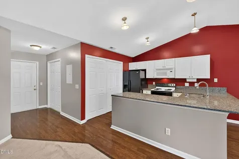 4222 Wellington Ridge Loop Cary NC 27518