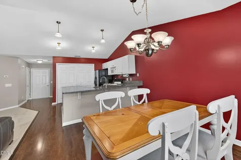 4222 Wellington Ridge Loop Cary NC 27518