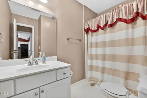 4222 Wellington Ridge Loop Cary NC 27518