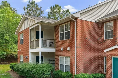 4222 Wellington Ridge Loop Cary NC 27518