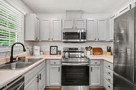 1112 Holly Pointe Drive Wendell NC 27591