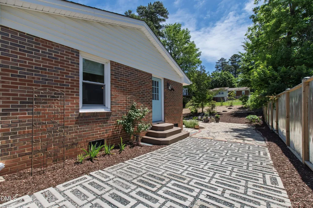 1408 N King Charles Road Raleigh NC 27610