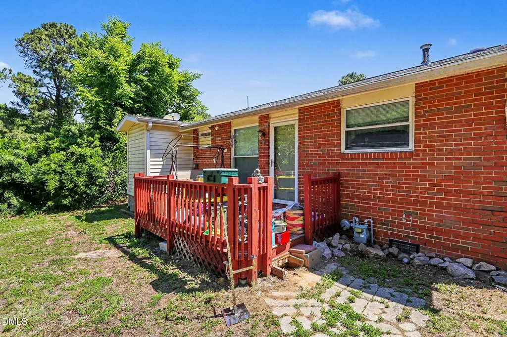 2120 Gilliam Lane Raleigh NC 27610