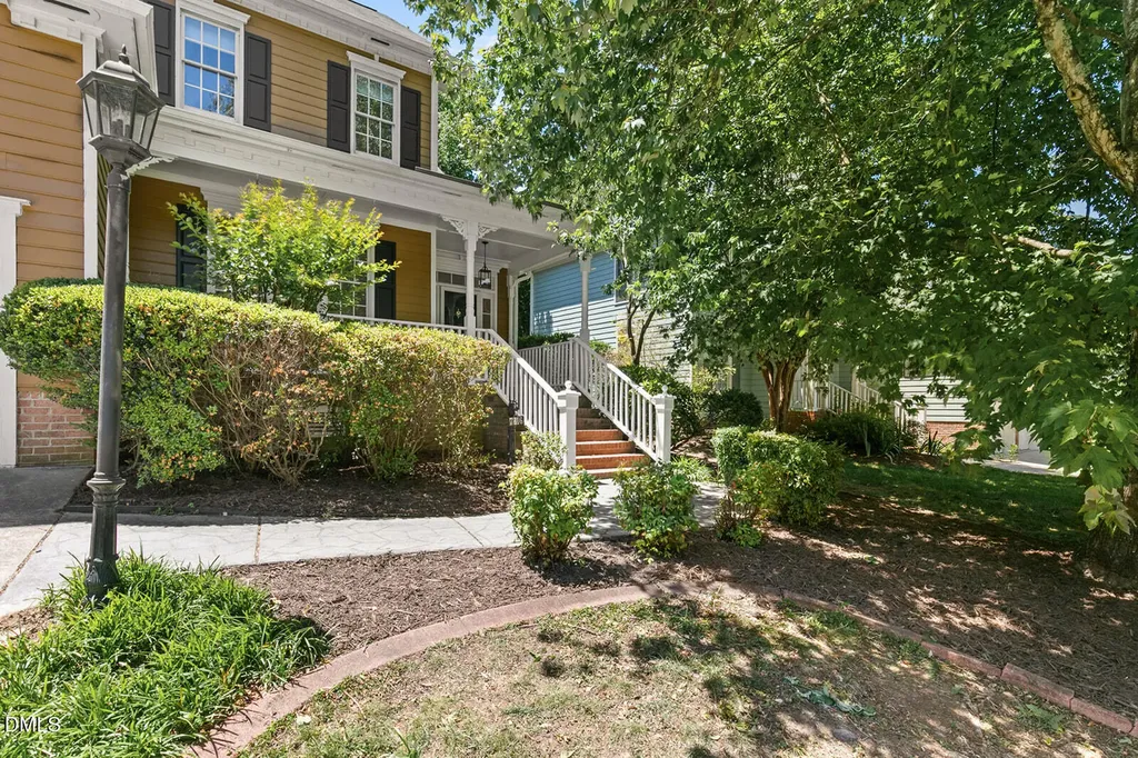 7816 Harps Mill Woods Run Raleigh NC 27615