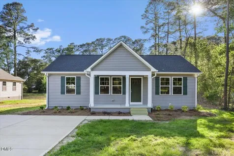 305 N West Street Roseboro NC 28382