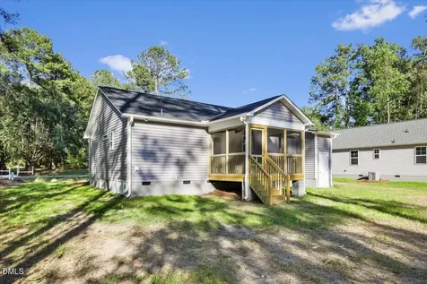 305 N West Street Roseboro NC 28382