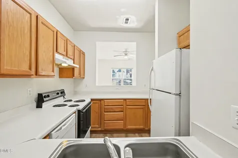 10 Moorefield Court Durham NC 27705