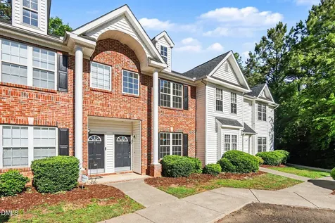 10 Moorefield Court Durham NC 27705