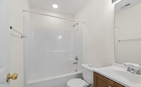 304 Nottinghill Walk Apex NC 27502