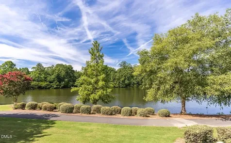 304 Nottinghill Walk Apex NC 27502