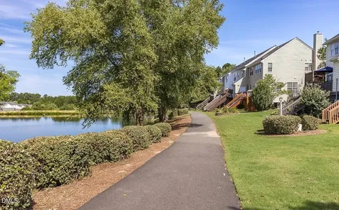 304 Nottinghill Walk Apex NC 27502