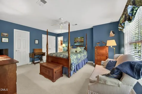 13 Hickory Elon NC 27244
