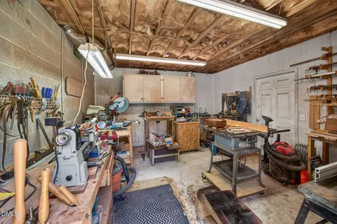 13 Hickory Elon NC 27244