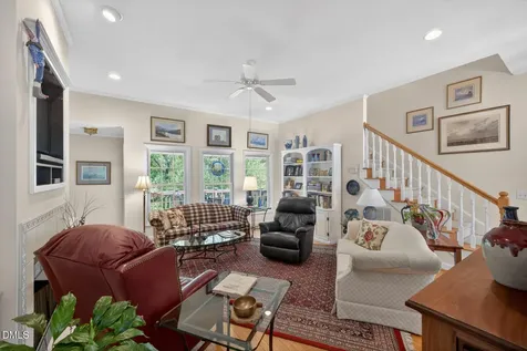 13 Hickory Elon NC 27244