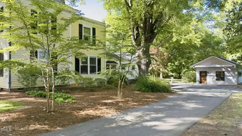 513 College Street Oxford NC 27565