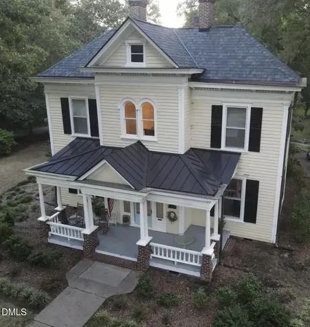 513 College Street Oxford NC 27565