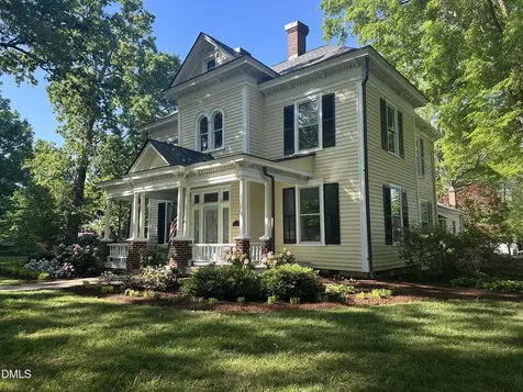 513 College Street Oxford NC 27565