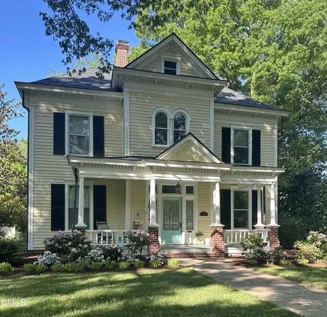 513 College Street Oxford NC 27565