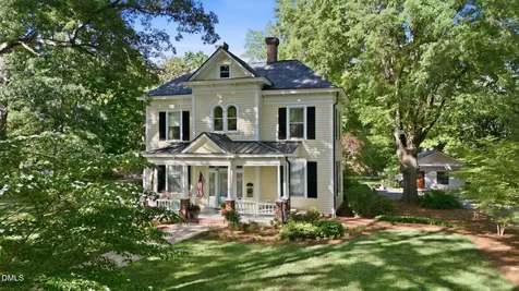 513 College Street Oxford NC 27565