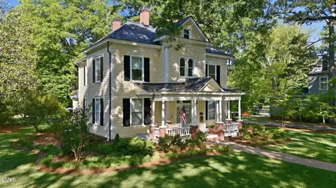 513 College Street Oxford NC 27565