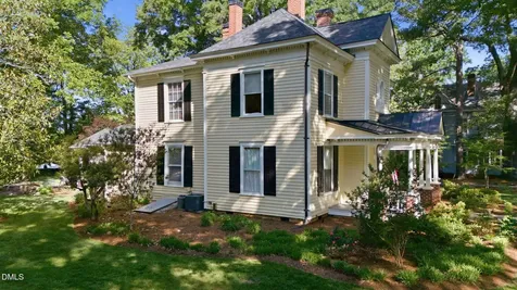 513 College Street Oxford NC 27565