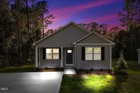 303 N West Street Roseboro NC 28382