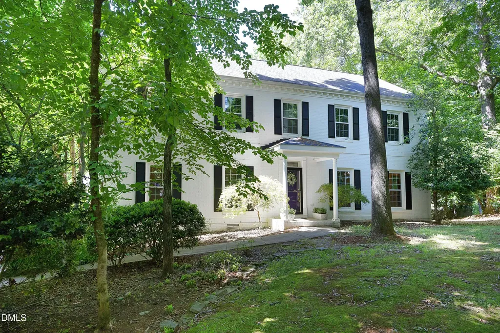 1121 Braswell Creek Point Holly Springs NC 27540