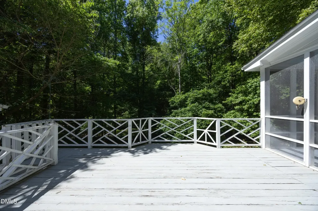 1121 Braswell Creek Point Holly Springs NC 27540