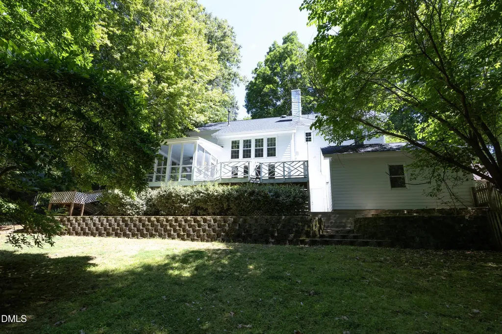1121 Braswell Creek Point Holly Springs NC 27540