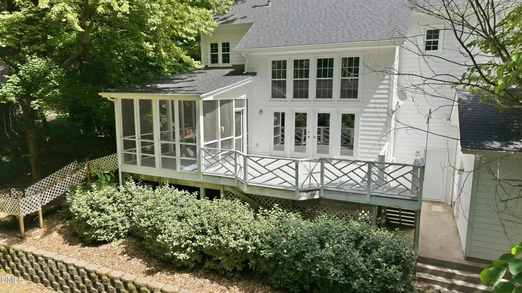1121 Braswell Creek Point Holly Springs NC 27540