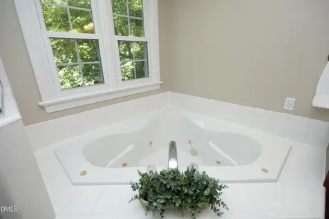 1121 Braswell Creek Point Holly Springs NC 27540