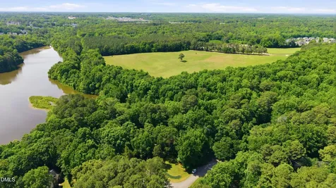 1121 Braswell Creek Point Holly Springs NC 27540