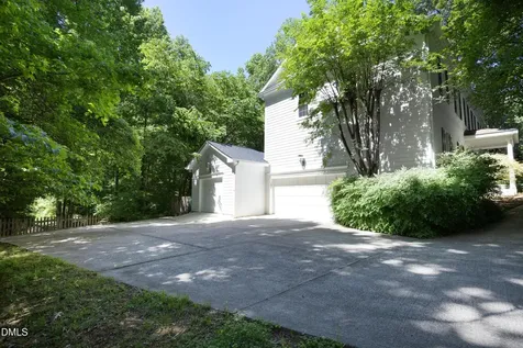 1121 Braswell Creek Point Holly Springs NC 27540