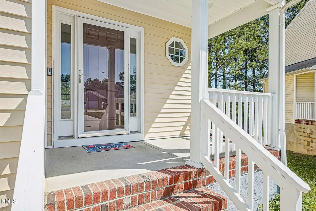 1404 Springshire Court Raleigh NC 27610