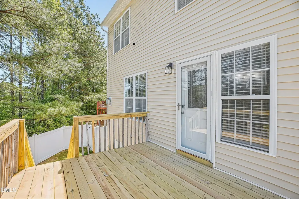 1404 Springshire Court Raleigh NC 27610