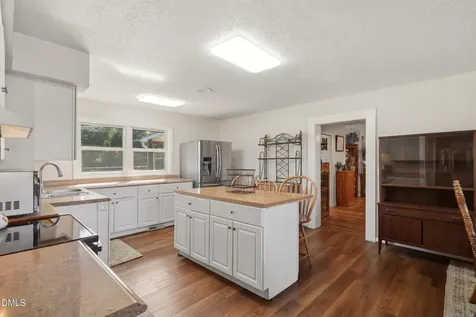 2631 S Jim Minor Road Mebane NC 27302