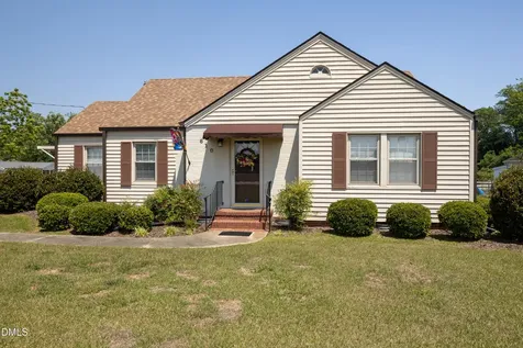 610 N Lincoln Street Benson NC 27504