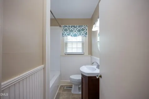 610 N Lincoln Street Benson NC 27504