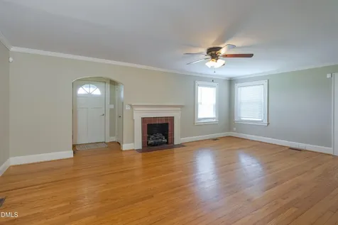 610 N Lincoln Street Benson NC 27504