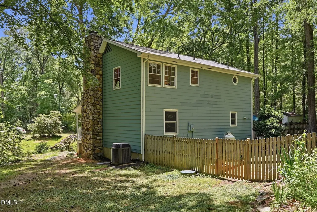1423 Indian Camp Road Chapel Hill NC 27516