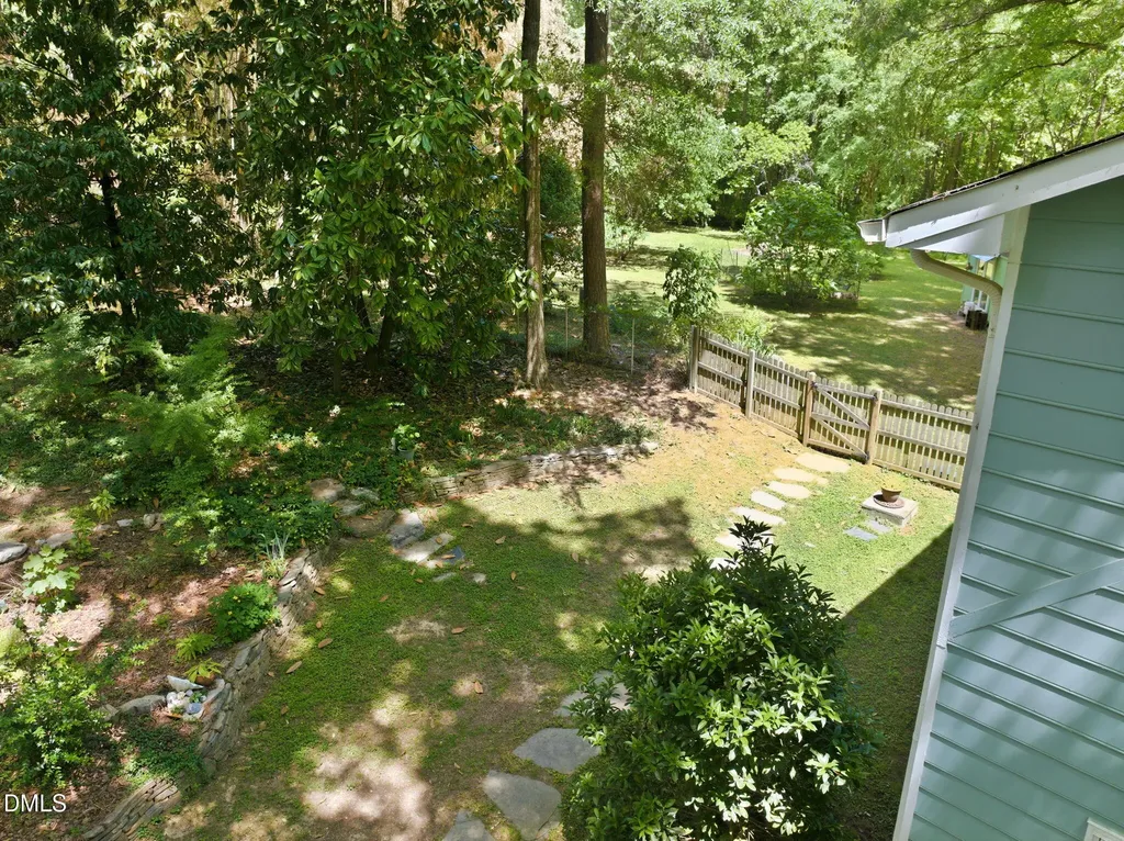 1423 Indian Camp Road Chapel Hill NC 27516