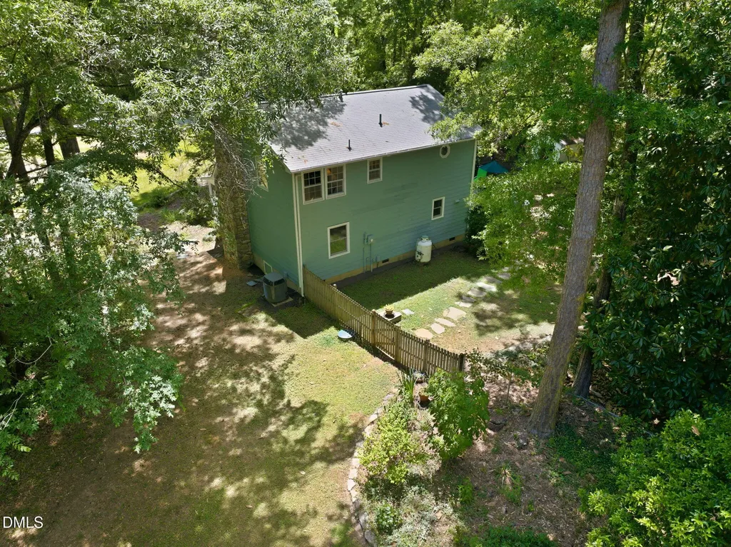 1423 Indian Camp Road Chapel Hill NC 27516