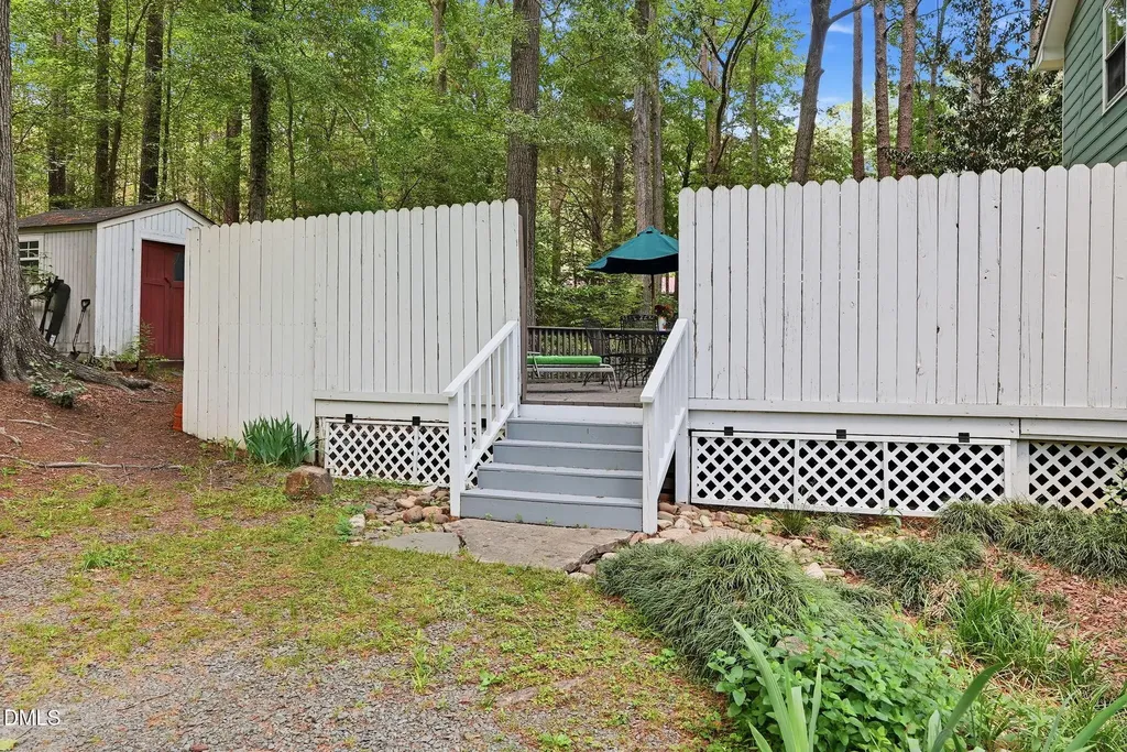 1423 Indian Camp Road Chapel Hill NC 27516